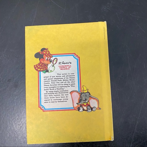 4 DISNEY KIDS BOOKS | PERFECT CONDITION - Picture 4 of 12